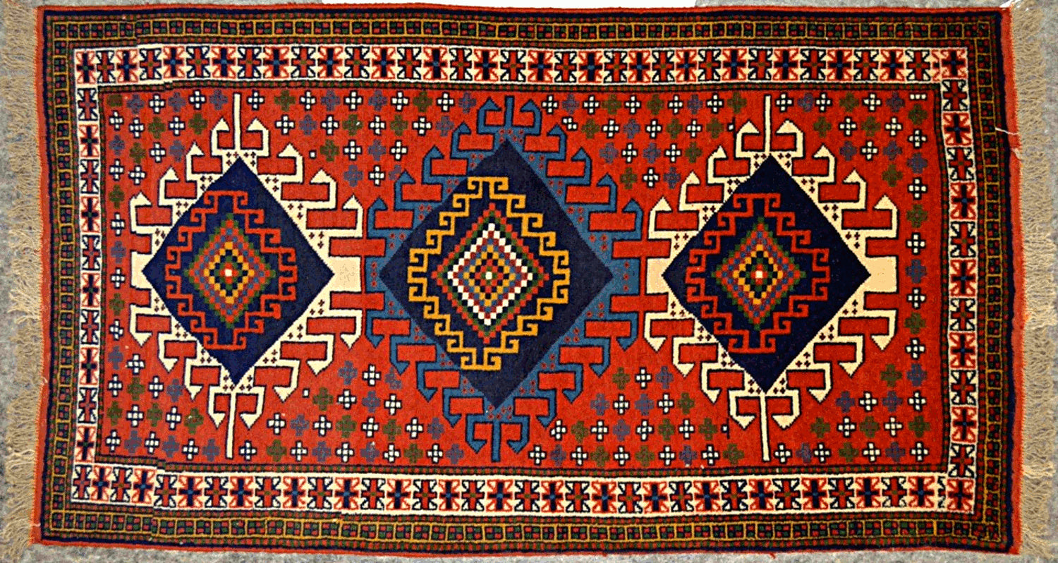 Understanding the Key Difference between Persian and Turkish Rugs