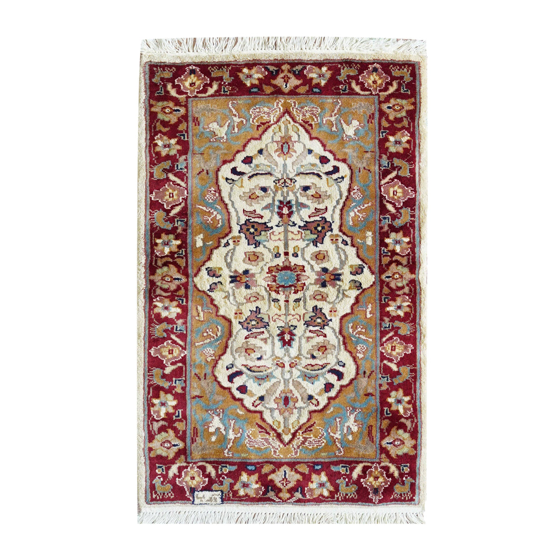 Arrant Luxury Silk-Floral Design (Persian Pattern)