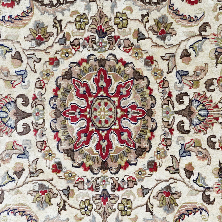 Arrant Luxury Silk-Floral Design (Persian Pattern)