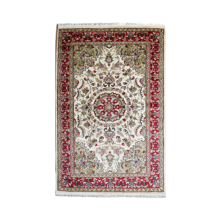 Arrant Luxury Silk-Floral Design (Persian Pattern)